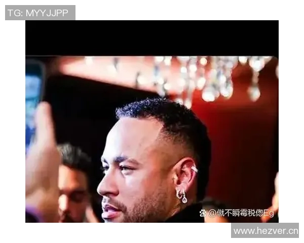内马尔项链背后的故事与足球明星的时尚魅力揭秘 内马尔项链背后的故事与足球明星的时尚魅力揭秘
